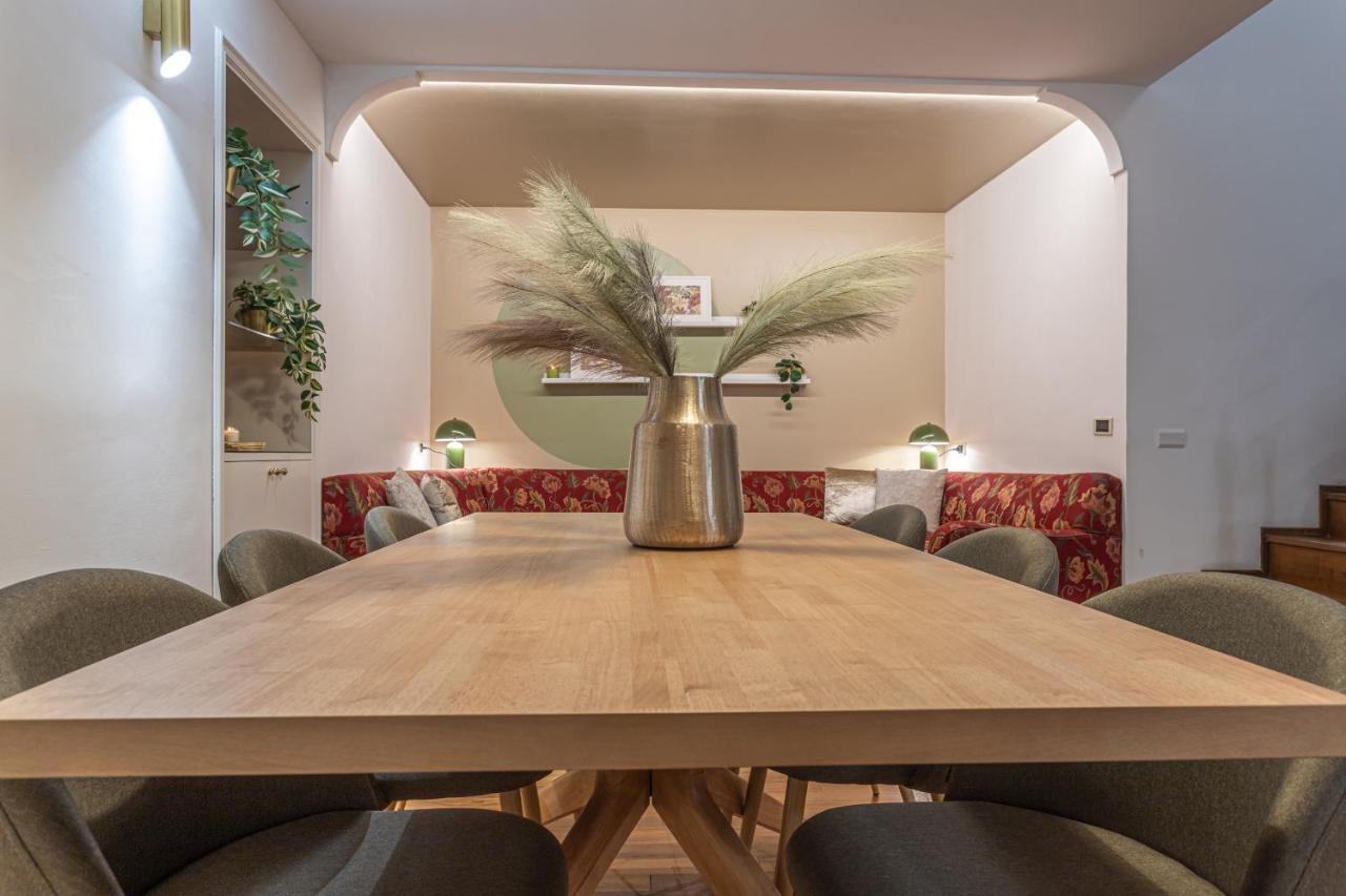 Apartment Welcome To Pantheon